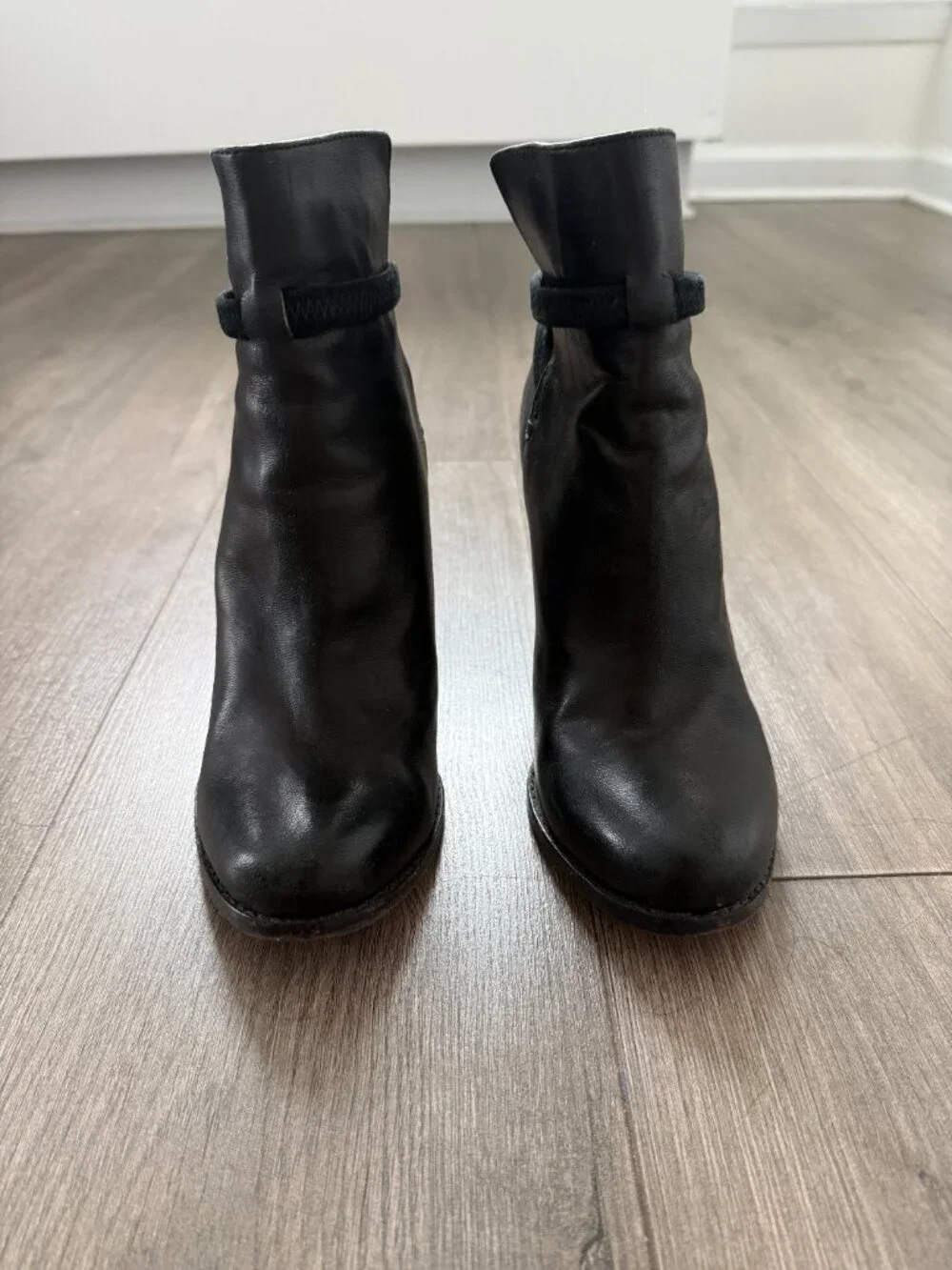 Joie Black Leather Ankle Booties Block Heel Size 38.5 (US 8.5)